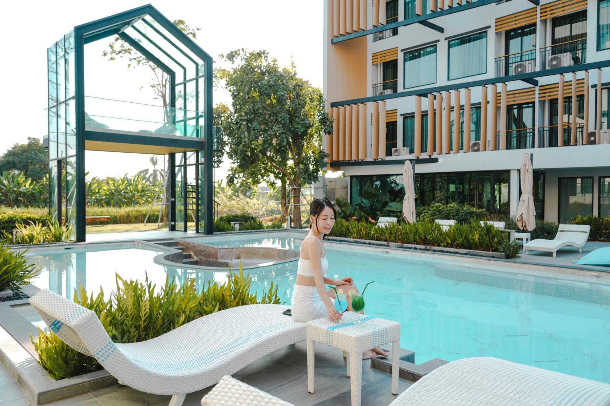 Crystal Srivaree Suvarnabhumi Hotel Ban Khlong Bang Krathiam Екстер'єр фото